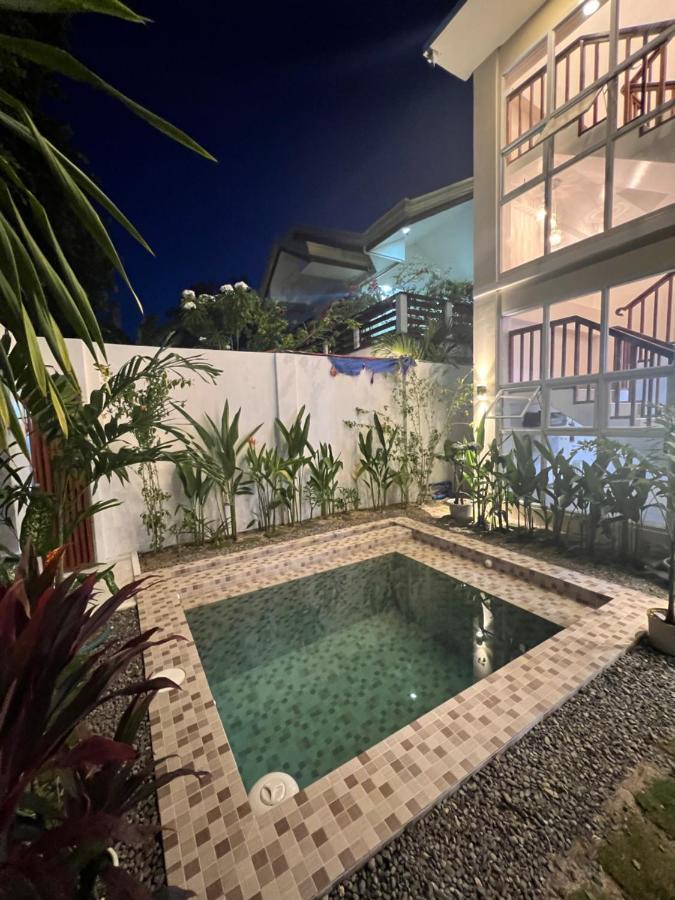 Rich-Vania Suites General Luna  Ngoại thất bức ảnh