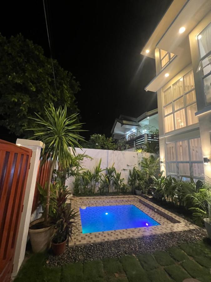 Rich-Vania Suites General Luna  Ngoại thất bức ảnh