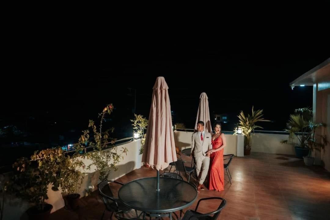 Rich-Vania Suites General Luna  Ngoại thất bức ảnh