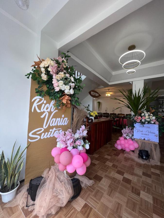 Rich-Vania Suites General Luna  Ngoại thất bức ảnh